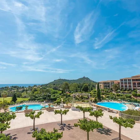 Cap Esterel - Piscine Appartement *