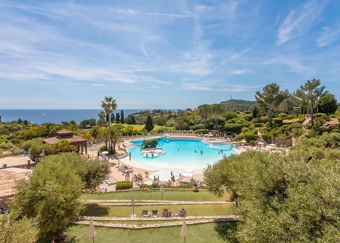 Daire Cap Esterel - Piscine