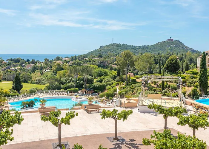 Cap Esterel - Piscine