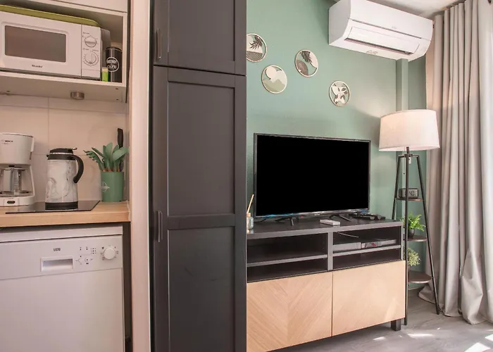 Cap Esterel - Piscine Daire